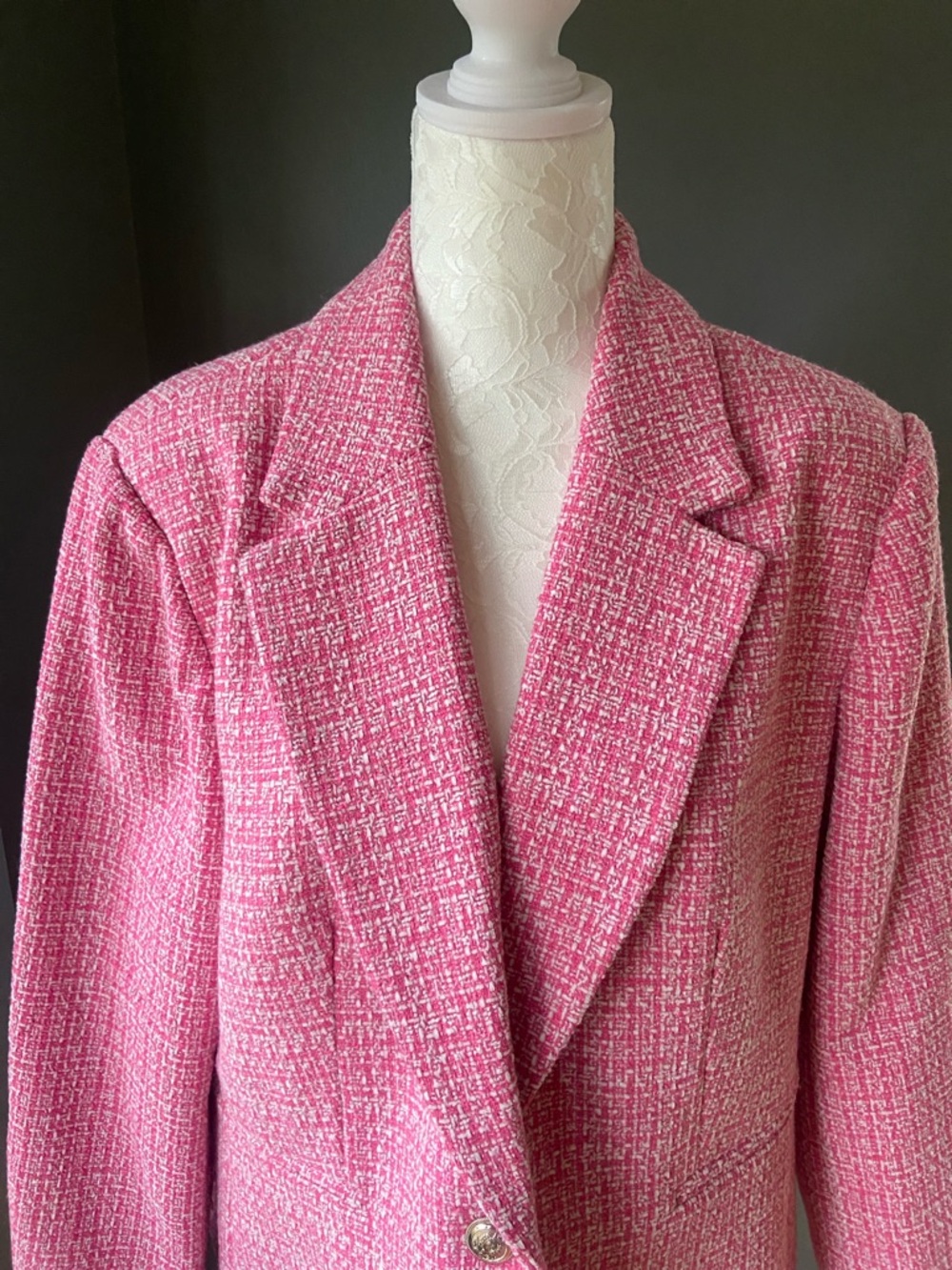 Free Assembly Pink Tweed Blazer 🩷 - Picture 5 of 11